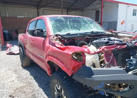 2017 Toyota Tacoma Trd Off Road из США, поврежденный, VIN 5TFCZ5AN5HX075788